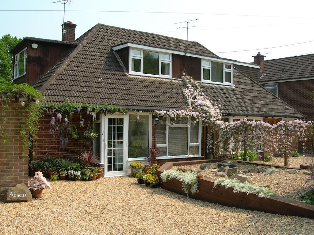 Abacus Bed And Breakfast, Blackwater, Hampshire Camberley Exteriér fotografie